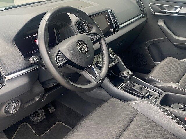 SKODA Karoq 1.6 TDI SCR DSG Style