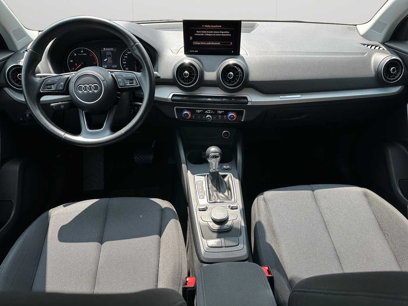 Audi Q2 30 TDI S tronic Business