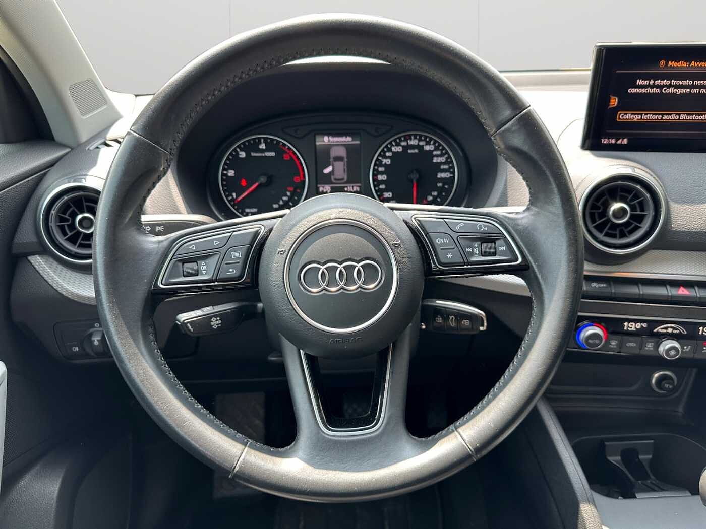 Audi Q2 30 TDI S tronic Business
