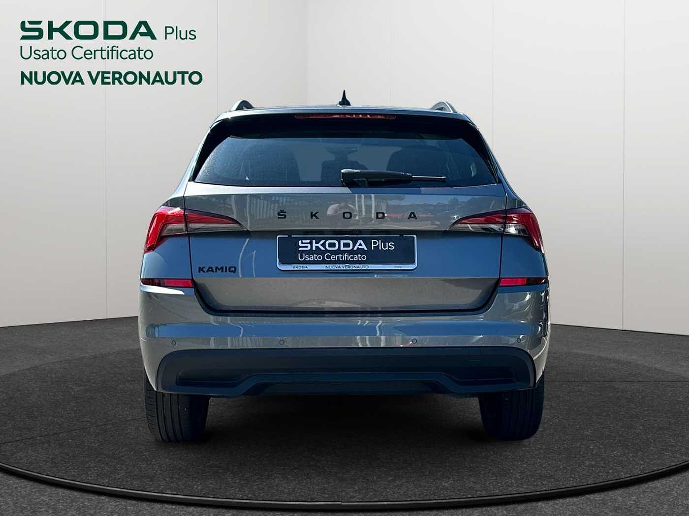 SKODA Kamiq 1.0 TSI Black Dots